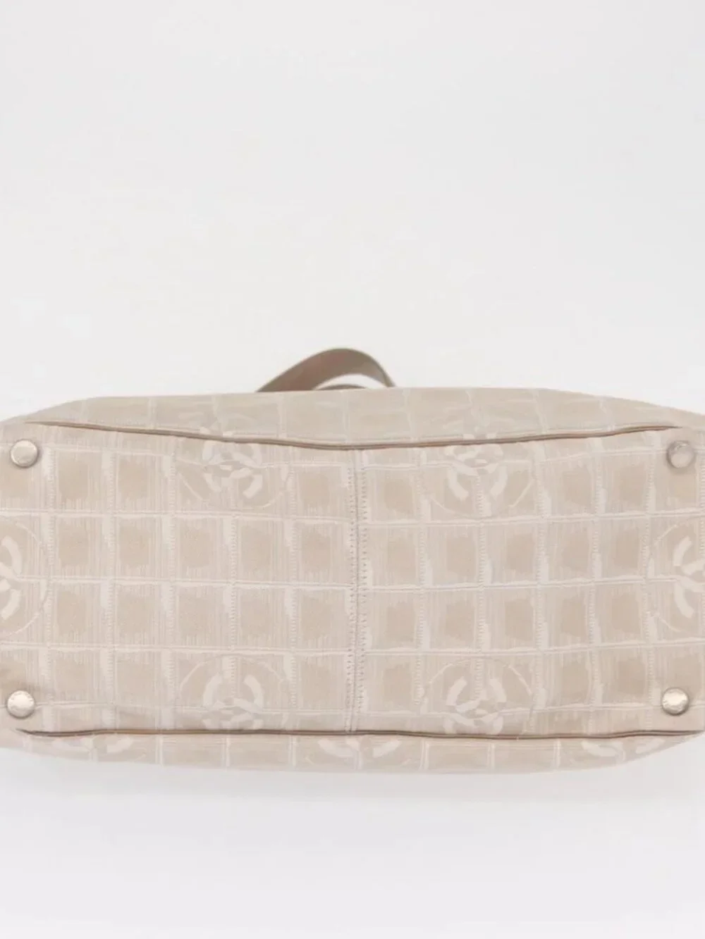 CHANEL New Travel Line Hand Bag Beige Silver CC Auth 154273
